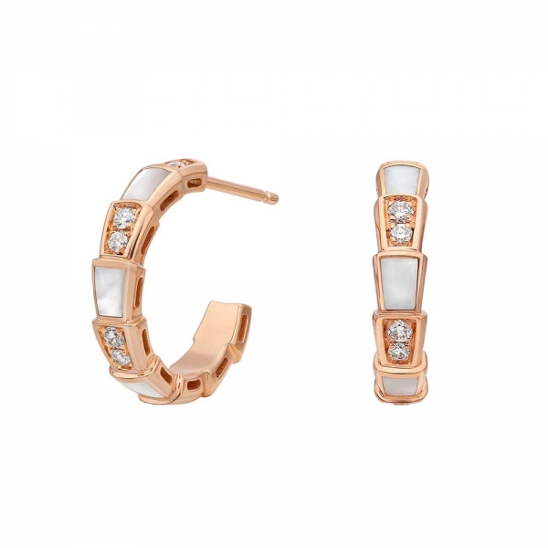 Boucles d'oreilles Bulgari Serpenti Viper pour femme en or rose avec nacre