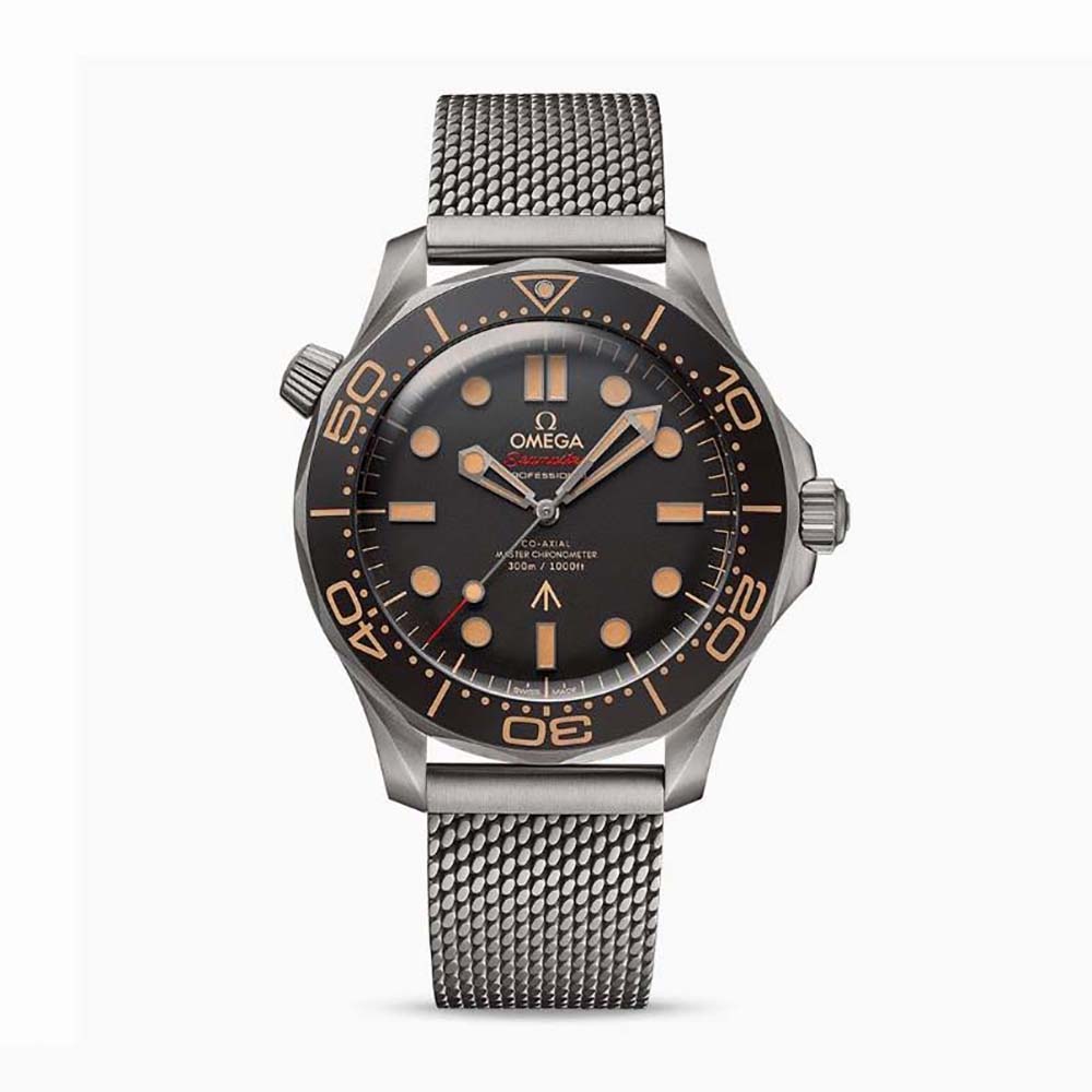  Omega Men Seamaster Diver 300M Co‑axial Master Chronometer 42 mm in Titanium 