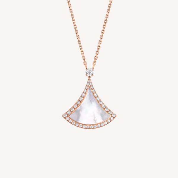 Bulgari DIVAS' DREAM Pendant Necklace in 18 kt Rose Gold Set-White