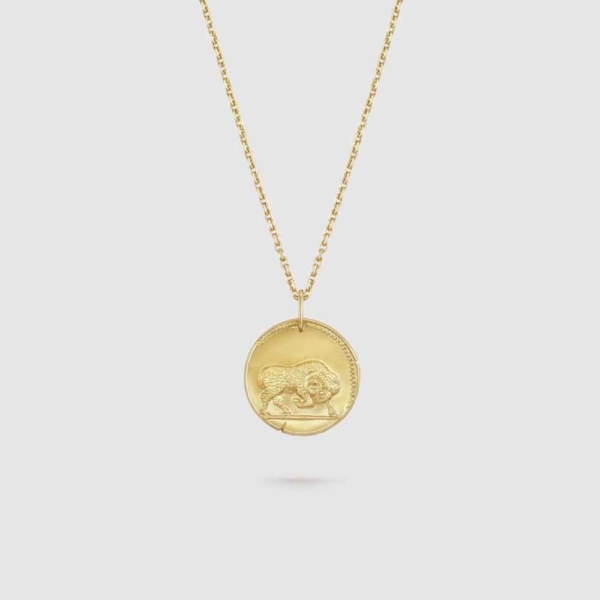 Van Cleef & Arpels Lady Zodiaque Medal Arietis in 18K Yellow Gold