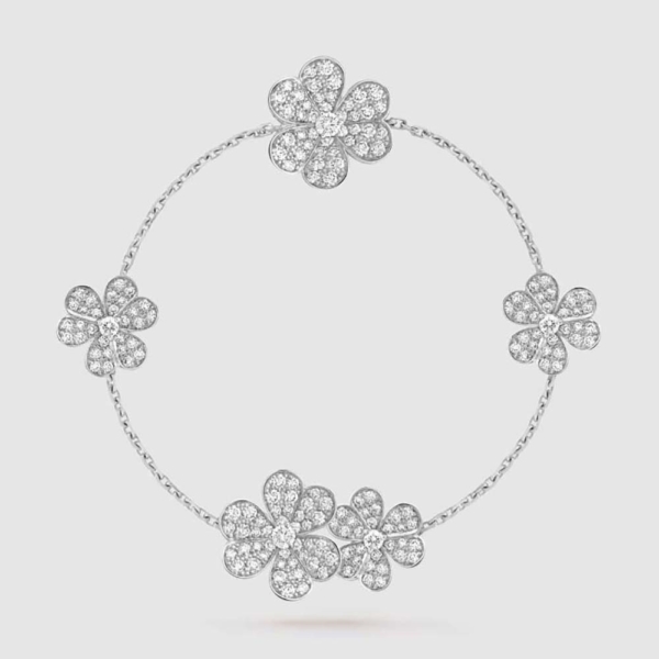 Pulsera Lady Frivole de Van Cleef & Arpels con 5 flores en oro blanco de 18 quilates