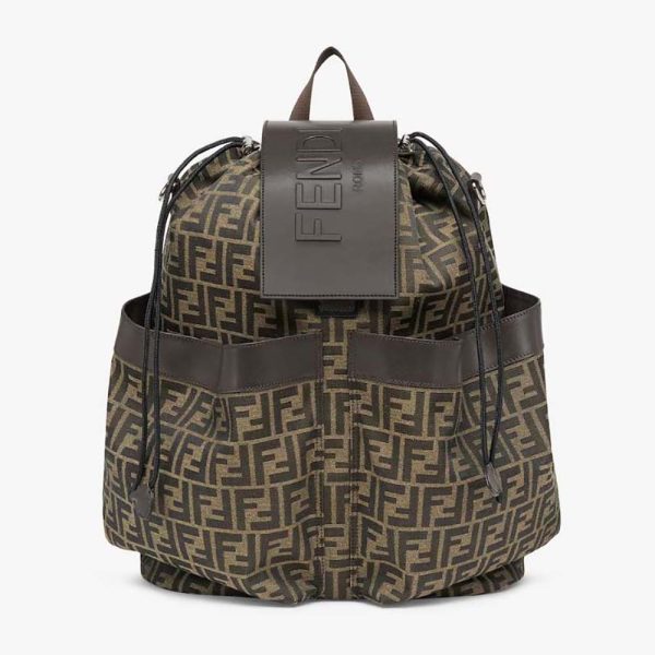 Grand sac à dos Fendi Strike en tissu jacquard FF pour homme - Marron