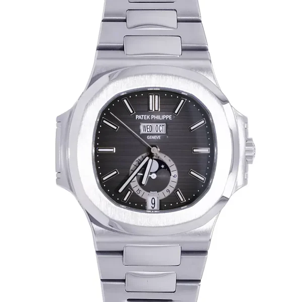 Patek Philippe Men Nautilus Self-Winding 40 mm in Stainless Steel and Grey dial
